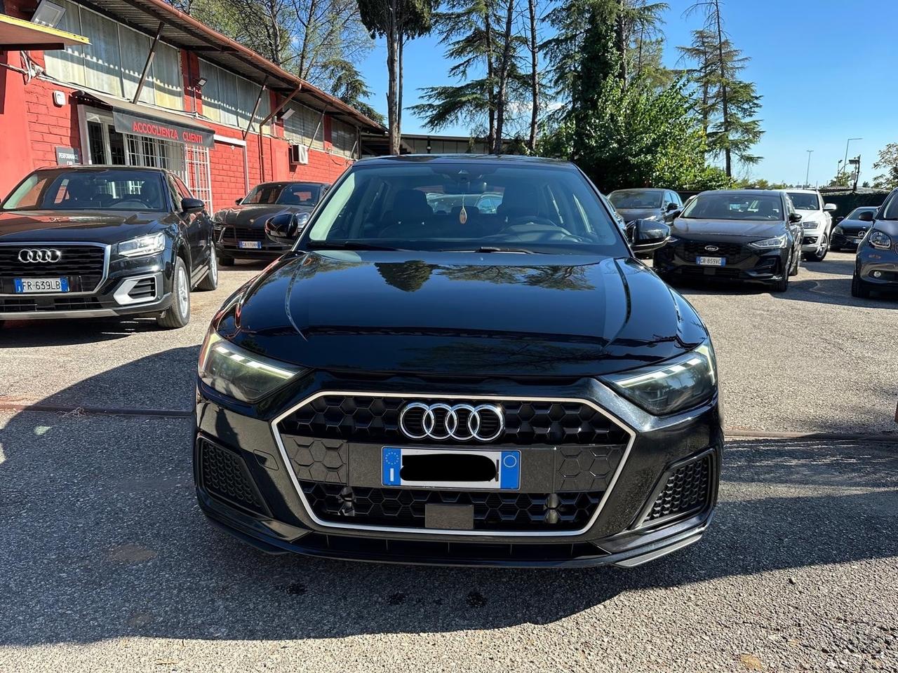 Audi A1 SPB 30 TFSI S tronic Identity Black *promo*