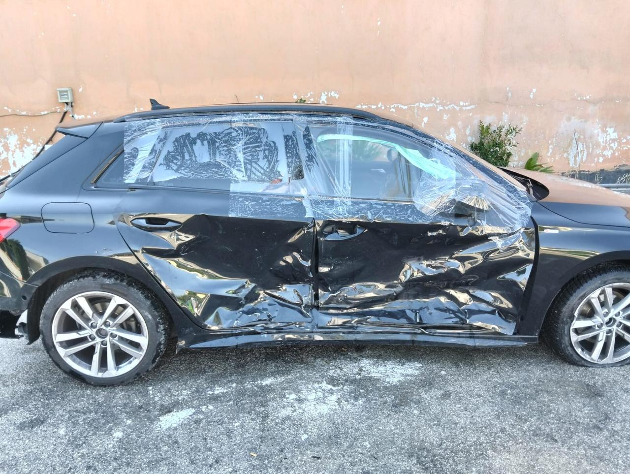 Audi A3 SPB 2.0 TDI 150cv S-tronic 2021 SINISTRATA