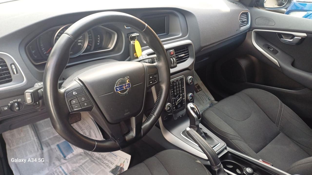 Volvo V40 D2 Geartronic Business