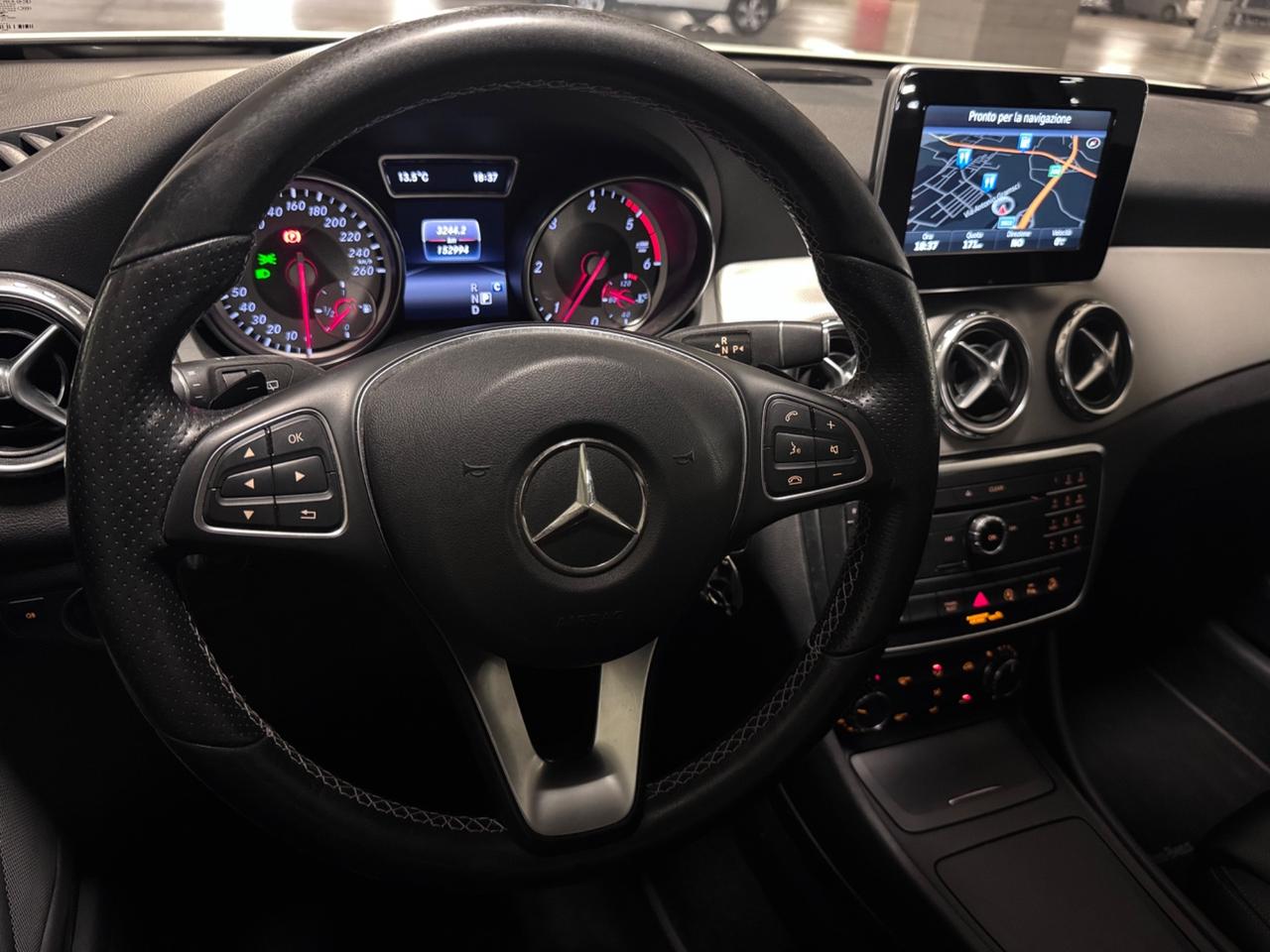 Mercedes-benz GLA 220 d Automatic 4Matic Premium