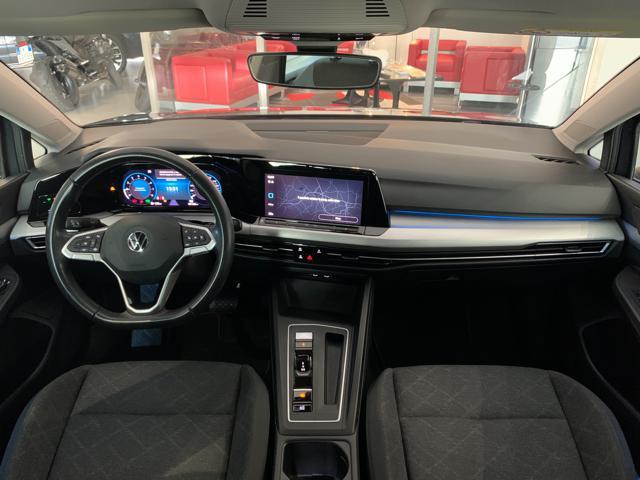 VOLKSWAGEN Golf 1.0 eTSI EVO DSG Life