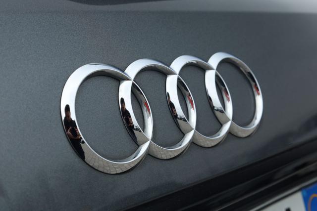 AUDI RS6 Avant 4.0 TFSI V8 quattro tiptronic