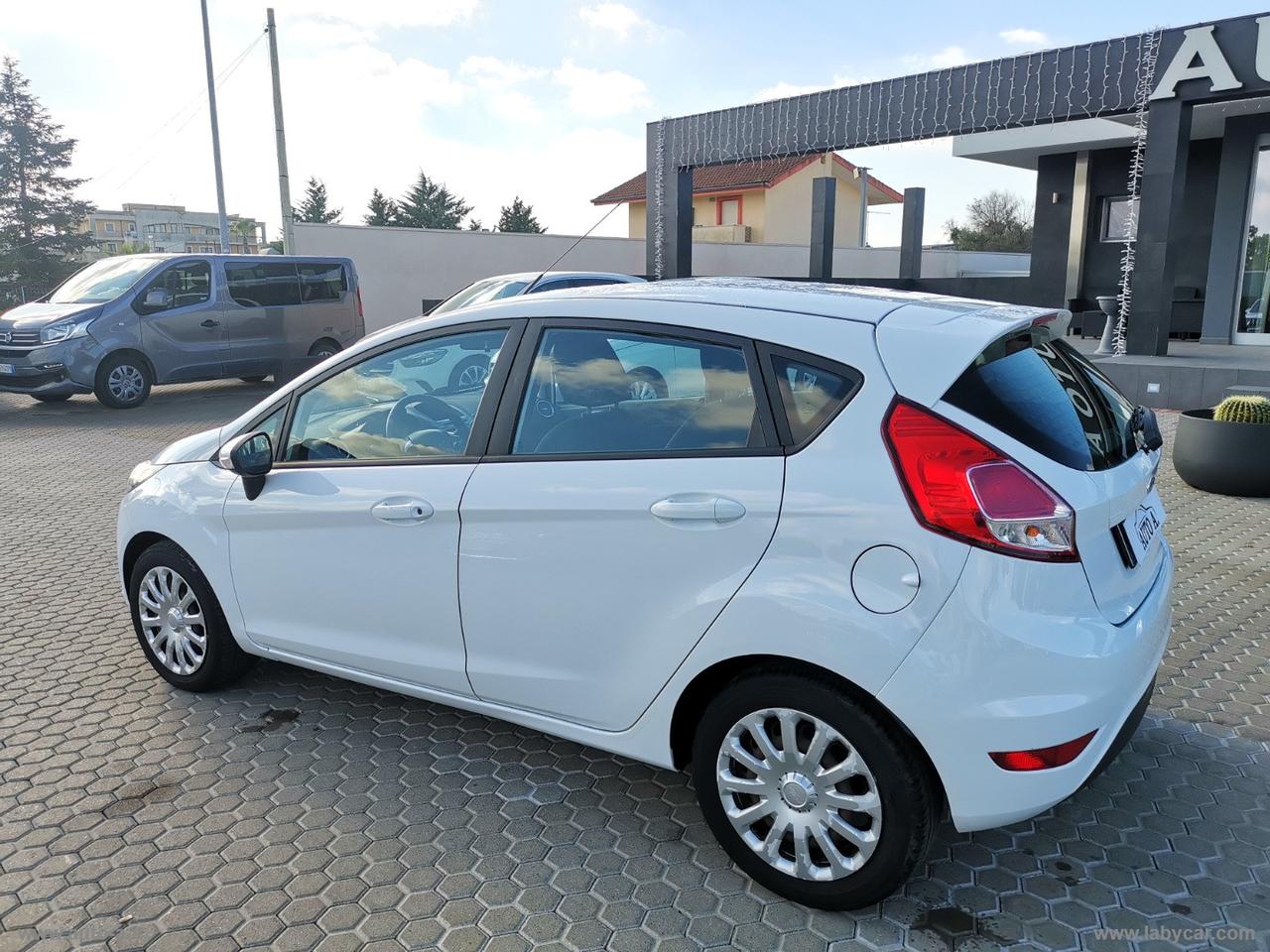 FORD Fiesta 1.5 TDCi 75 CV 5p. Titanium