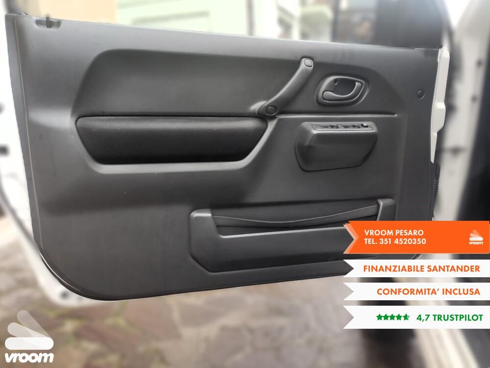 SUZUKI Jimny 3ª serie Jimny 1.3i 16V cat 4WD JLX