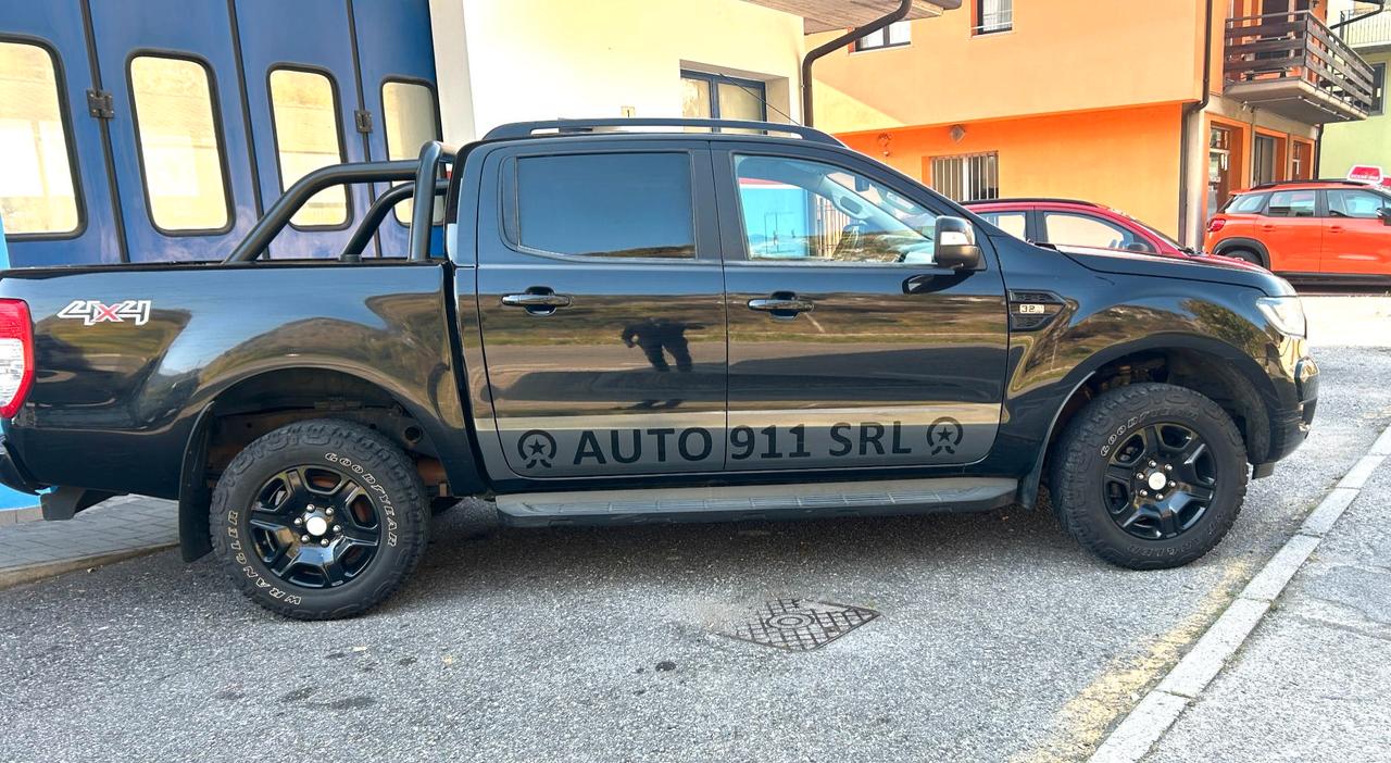 Ford Ranger Double Cab Ranger 3.2 tdci double cab Limited Black Edition Pack 200cv auto