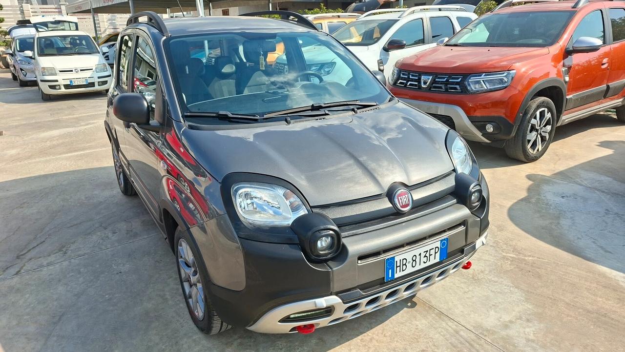 Fiat Panda Cross 0.9 TwinAir Turbo GPL 2020