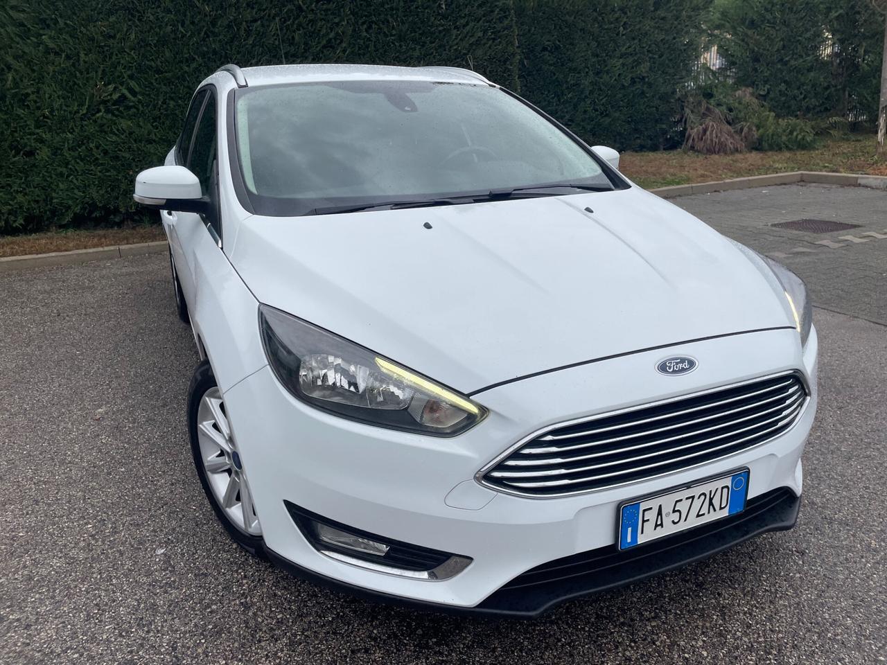 Ford Focus 1.5 TDCi Titanium garanzia 12 mesi
