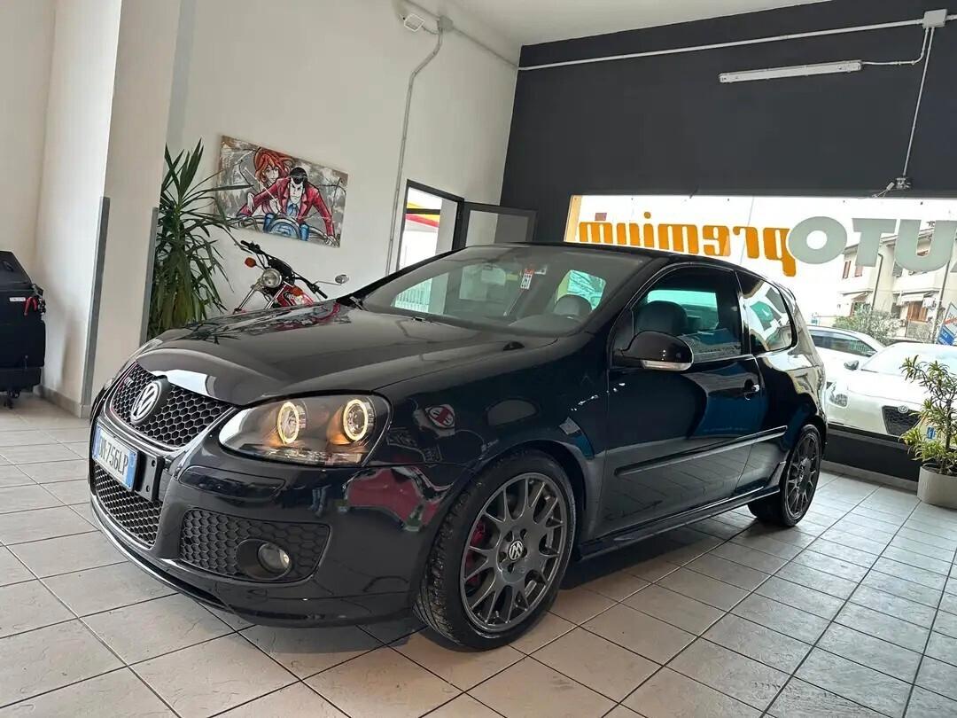 Volkswagen Golf GTI 2.0 16V TFSI 3p. Edition 30