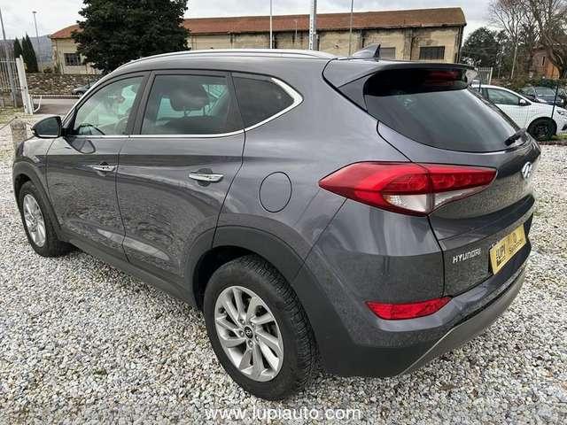 Hyundai TUCSON 2.0 crdi Comfort 4wd 136cv auto TUTTA TAGLIANDATA