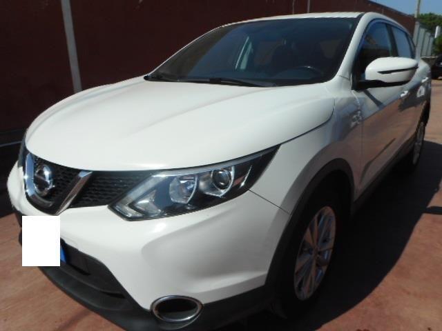 NISSAN Qashqai 1.6 dCi 2WD Acenta Premium