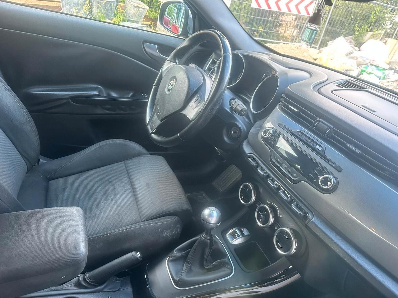 Alfa Romeo Giulietta 2.0 JTDm-2 140 CV Distinctive