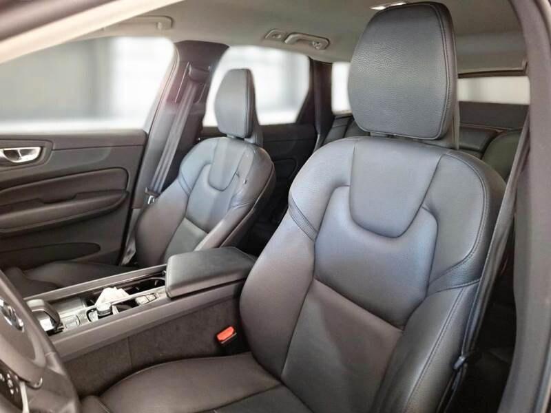VOLVO XC60 (2017-->) XC60 B4 (d) AWD automatico...