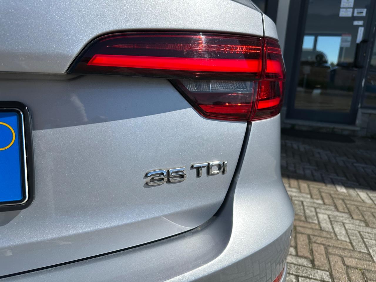 Audi A4 Avant 35 TDI S tronic Business