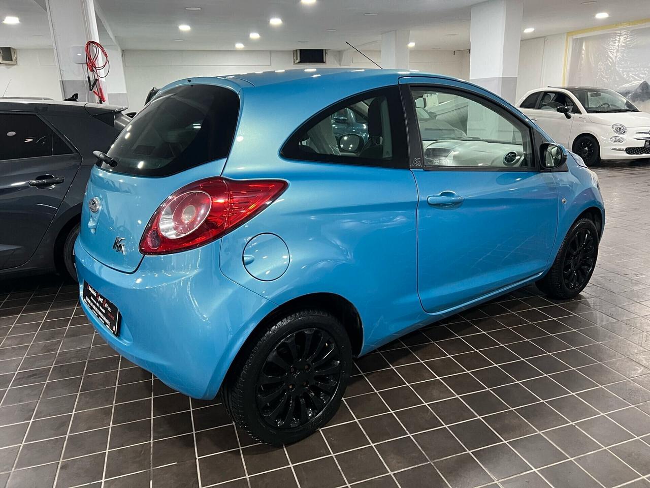 NUOVA FORD KA TITANIUM 1.2 BENZ 70CV