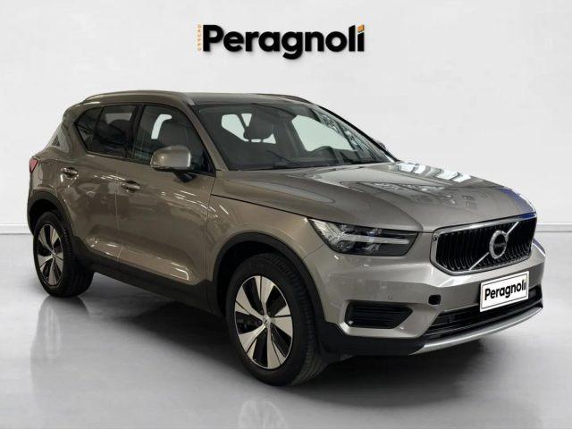 VOLVO XC40 T3 MOMENTUM PRO AUTOMATICA