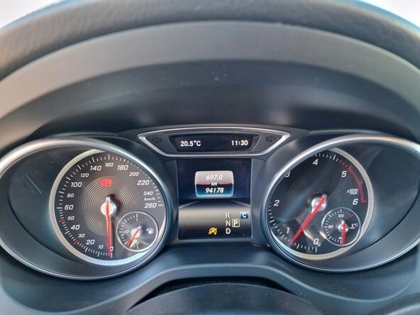 Mercedes-benz CLA 200 d Shooting Brake Automatic Premium 136 cv