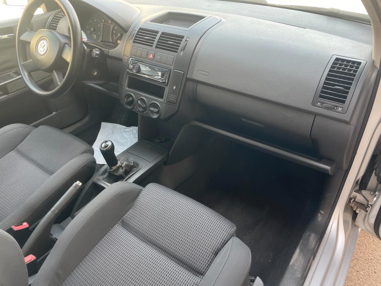Volkswagen Polo 1.4 75CV TDI 5p Trendline 128.000 km! Tagliandata Neopatentati
