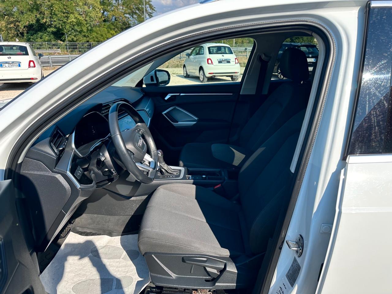 Audi Q3 35 TDI S tronic Business Advanced