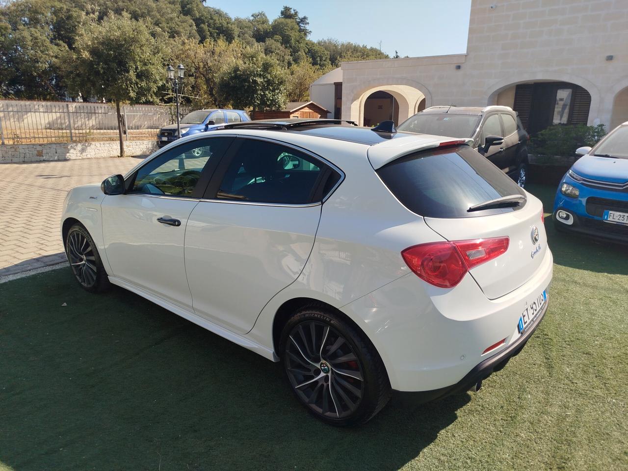 Alfa Romeo Giulietta 1.6 JTDm-2 105 CV Quadrifoglio verde