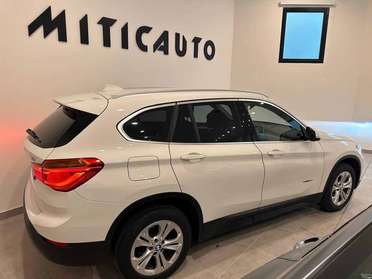 Bmw X1 sDrive18d Business - Cambio Automatico