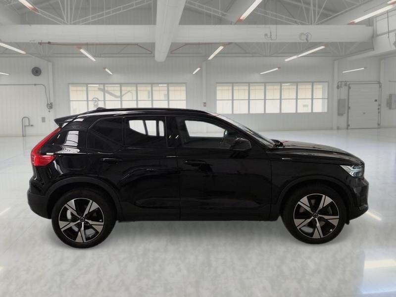 VOLVO XC40 T4 PLUG-IN HYBRID AUTO RECHARGE R-DESIGN SUV