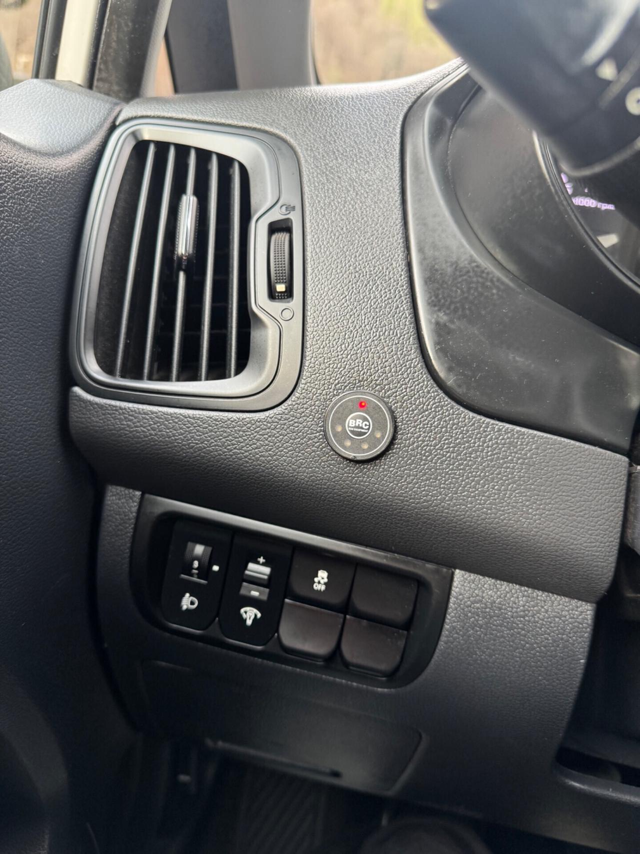 Kia Rio 1.2 CVVT 5p. GPL EX