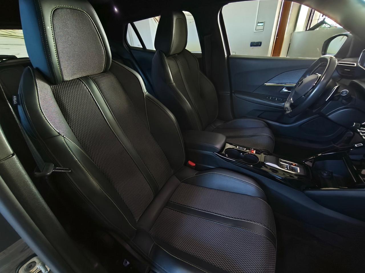 Peugeot 2008 BlueHDi 130 S&S EAT8 GT