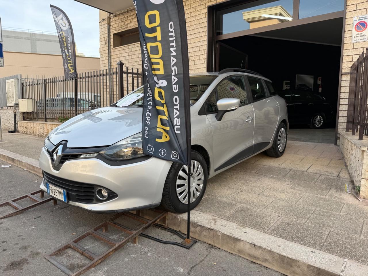 Renault Clio Sporter 1.5 dCi 8V 75CV Live