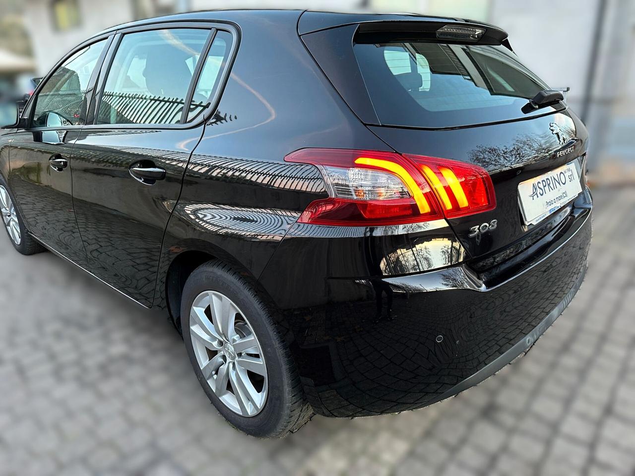 Peugeot 308 BlueHDi 130 S&S EAT8 Active Business