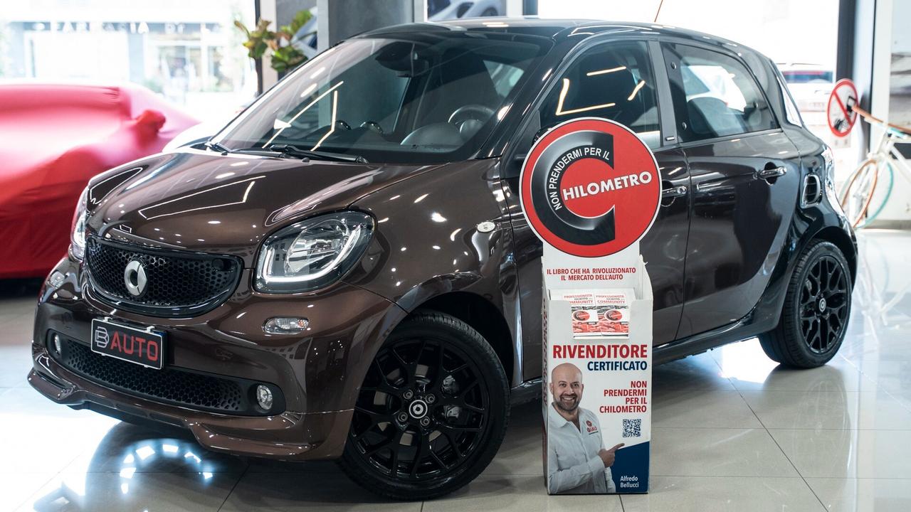 Smart ForFour 0.9 90 CV SUPERPASSION TWINAMIC 16" LED NAVI FULL OPTIONAL
