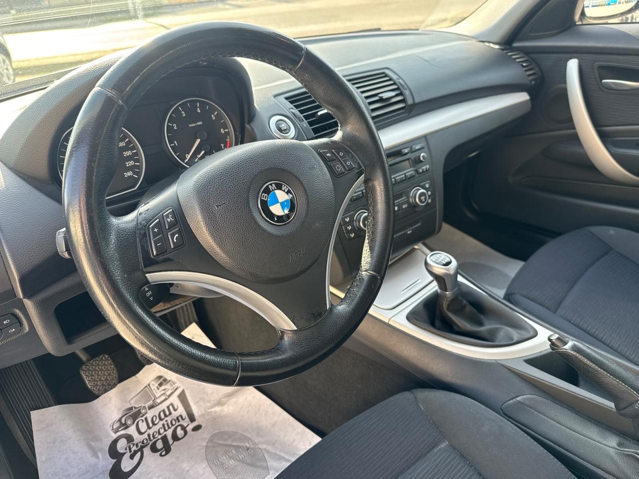 Bmw 118i benzina 5 porte Attiva garanzia