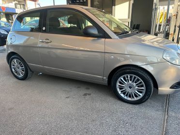 Lancia Ypsilon 1.4 Elle Ecochic GPL