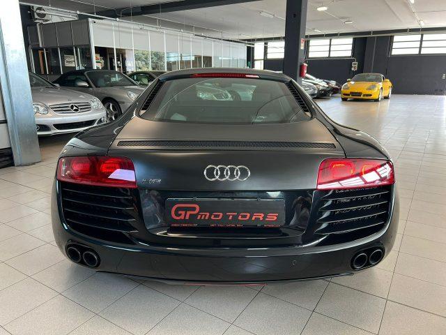 AUDI R8 Coupe 4.2 V8 TARGHE ORIGINALI ! SOLO 62000KM !