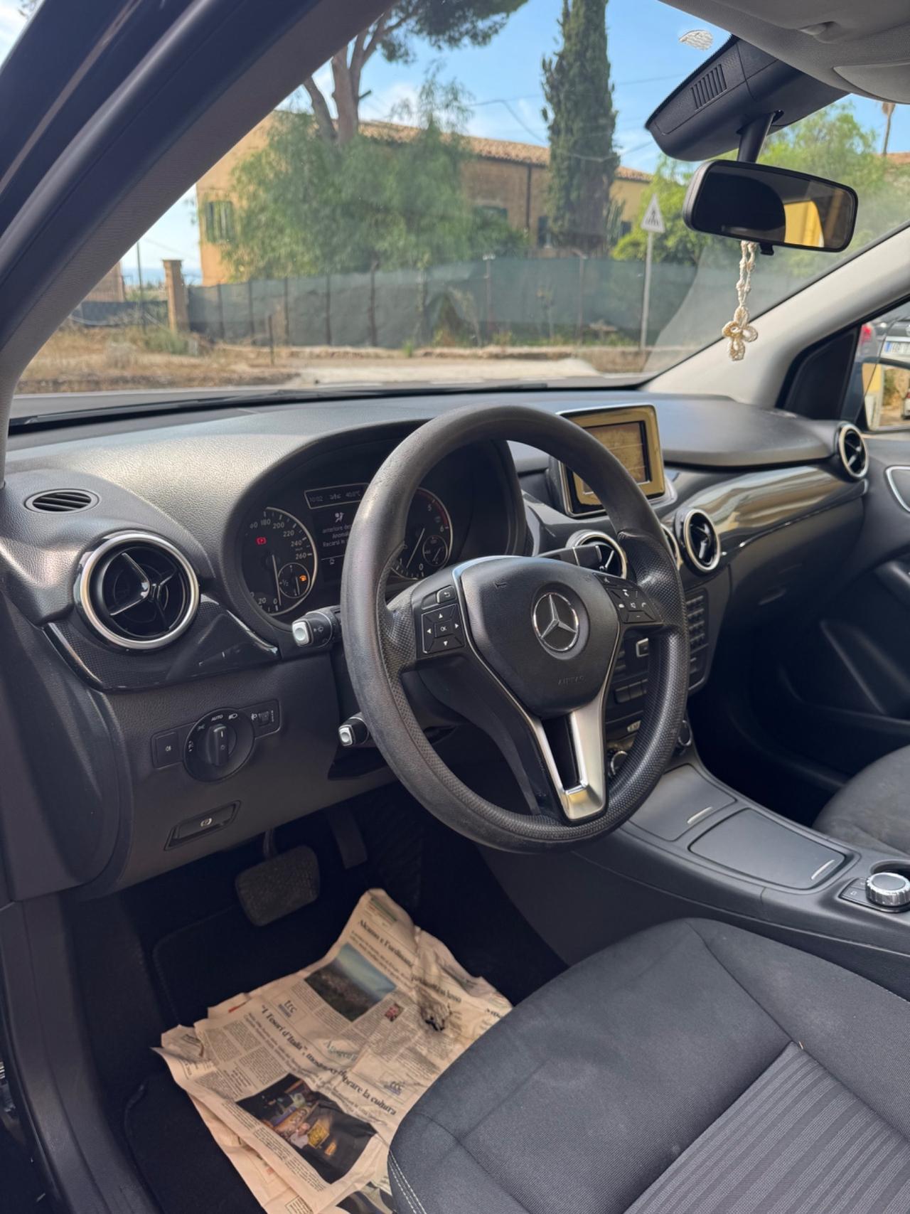 Mercedes-benz B 180 CDI BlueEFFICIENCY Executive