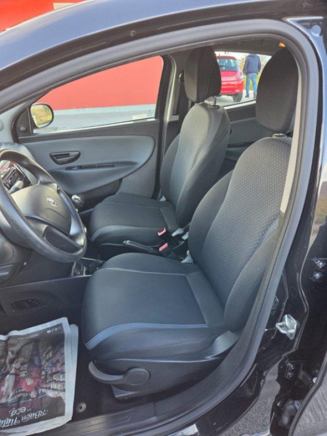 LANCIA Ypsilon 1.2 69 CV 5 porte GPL Ecochic Gold