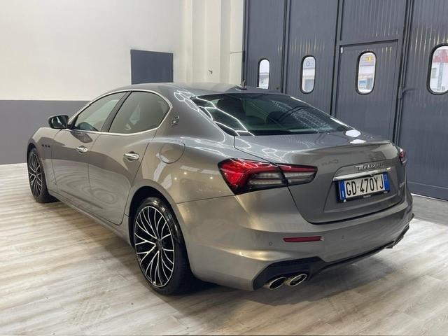 Maserati Ghibli L4 330 CV MHEV Gransport
