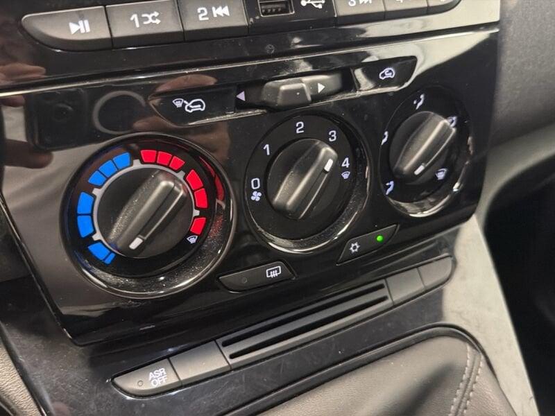 Lancia Ypsilon 1.0 FireFly 70cv S&S Hybrid SILVER