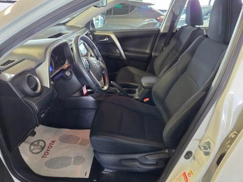 Toyota RAV4 4ª serie 2.0 D-4D 2WD Active