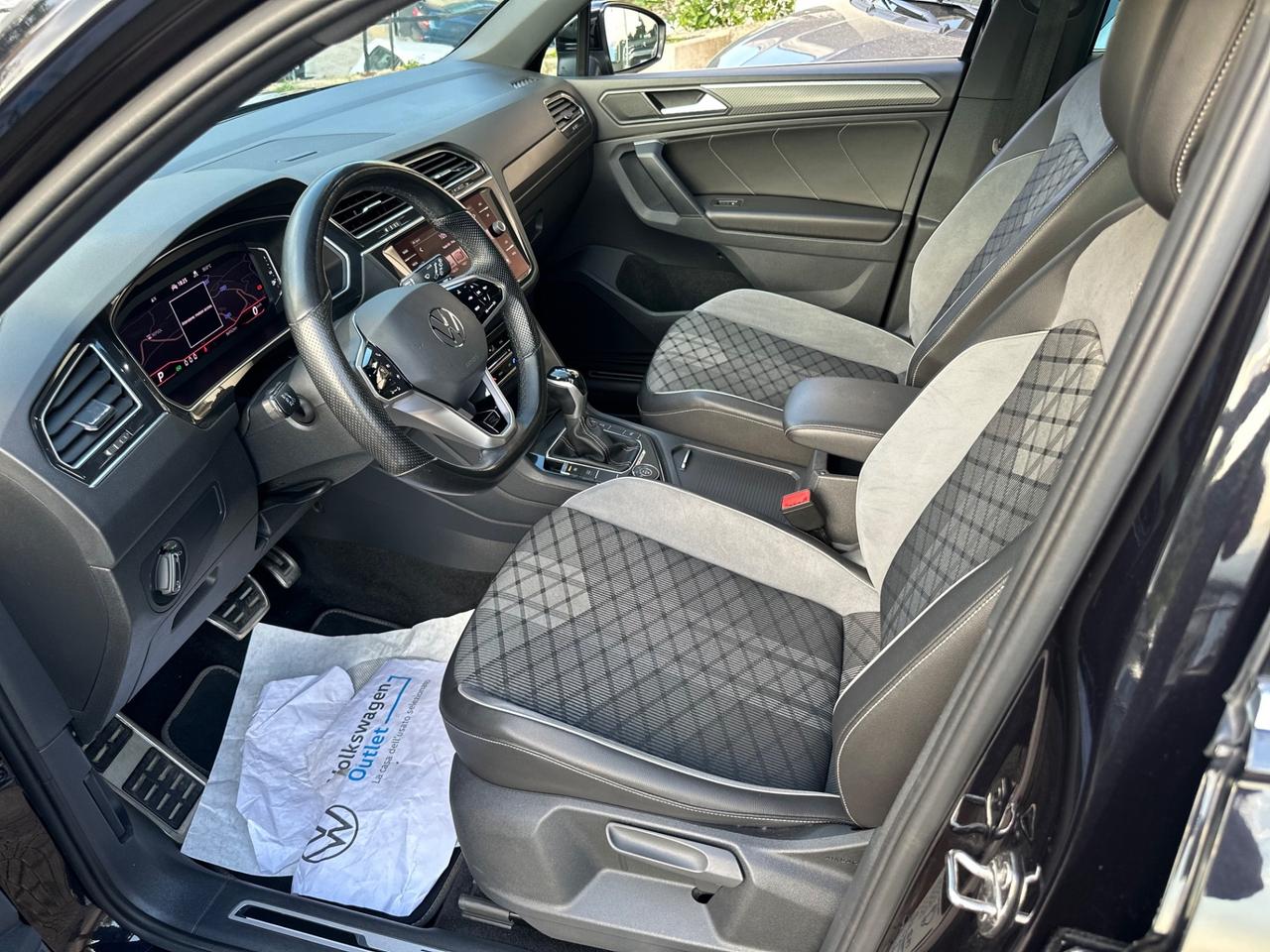 Volkswagen Tiguan 2.0 TDI 150 CV SCR DSG 4MOTION R-Line