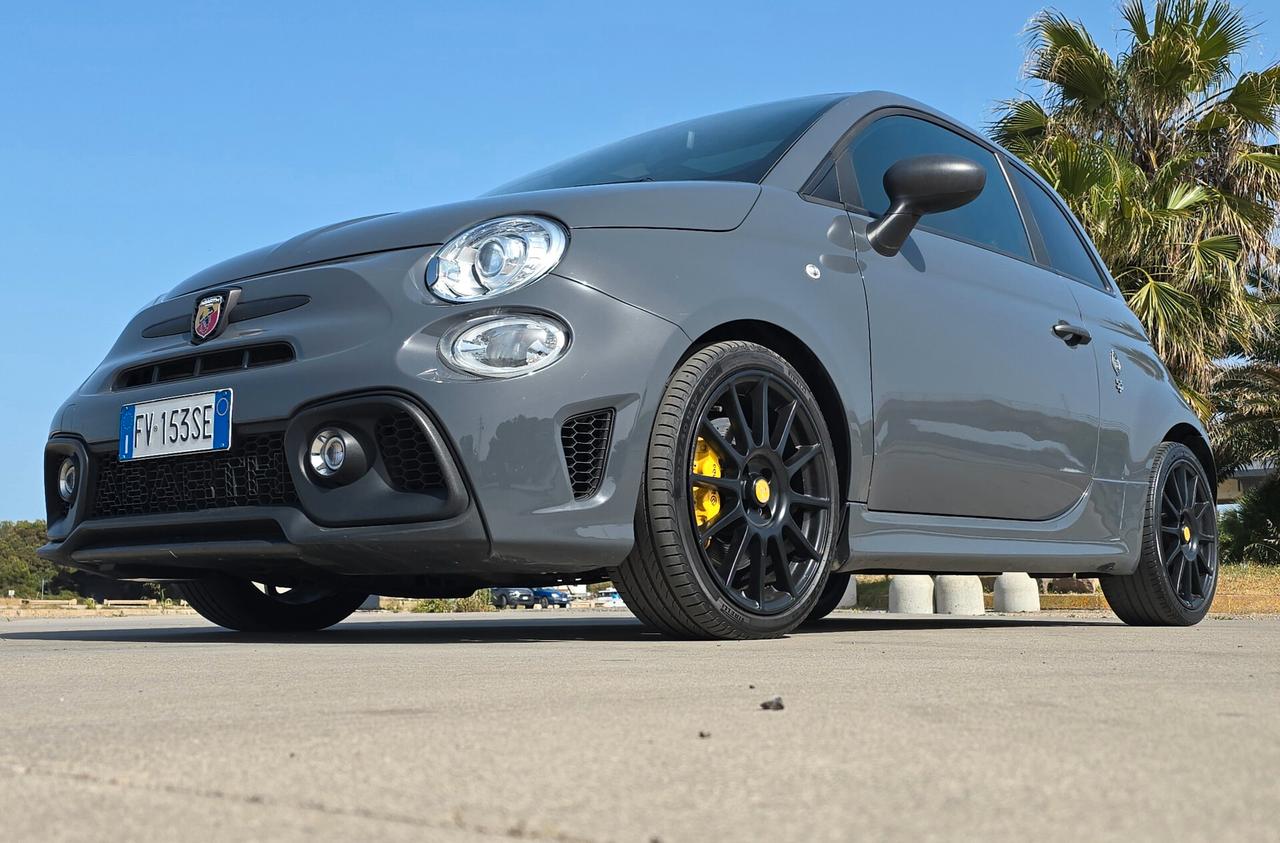 Abarth 595 1.4 Turbo T-Jet 180 CV Competizione