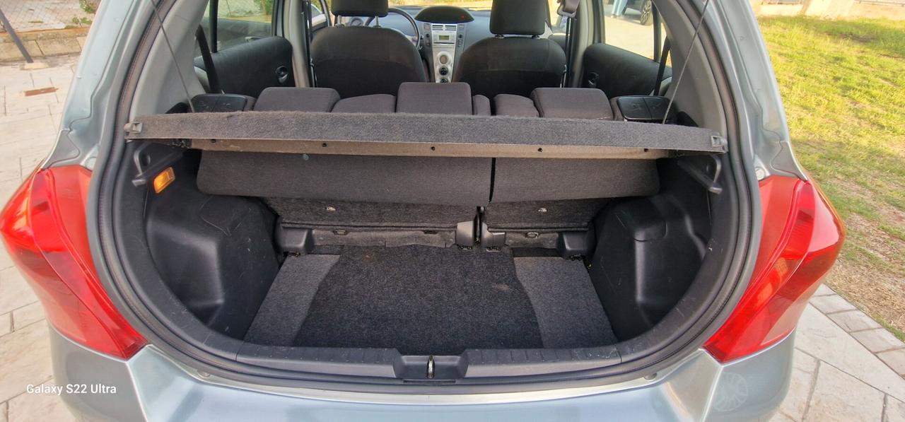 Toyota Yaris 1.0 5 porte Sol PARI AL NUOVO