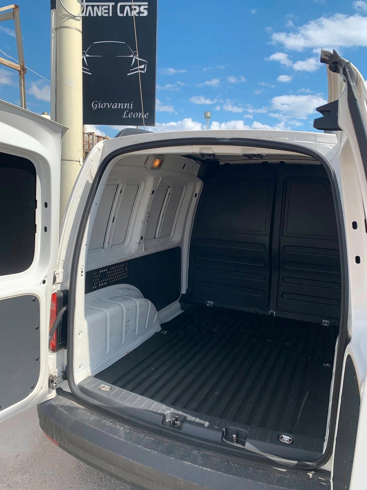 Volkswagen Caddy 2.0cc 102 CV DSG iva inclusa