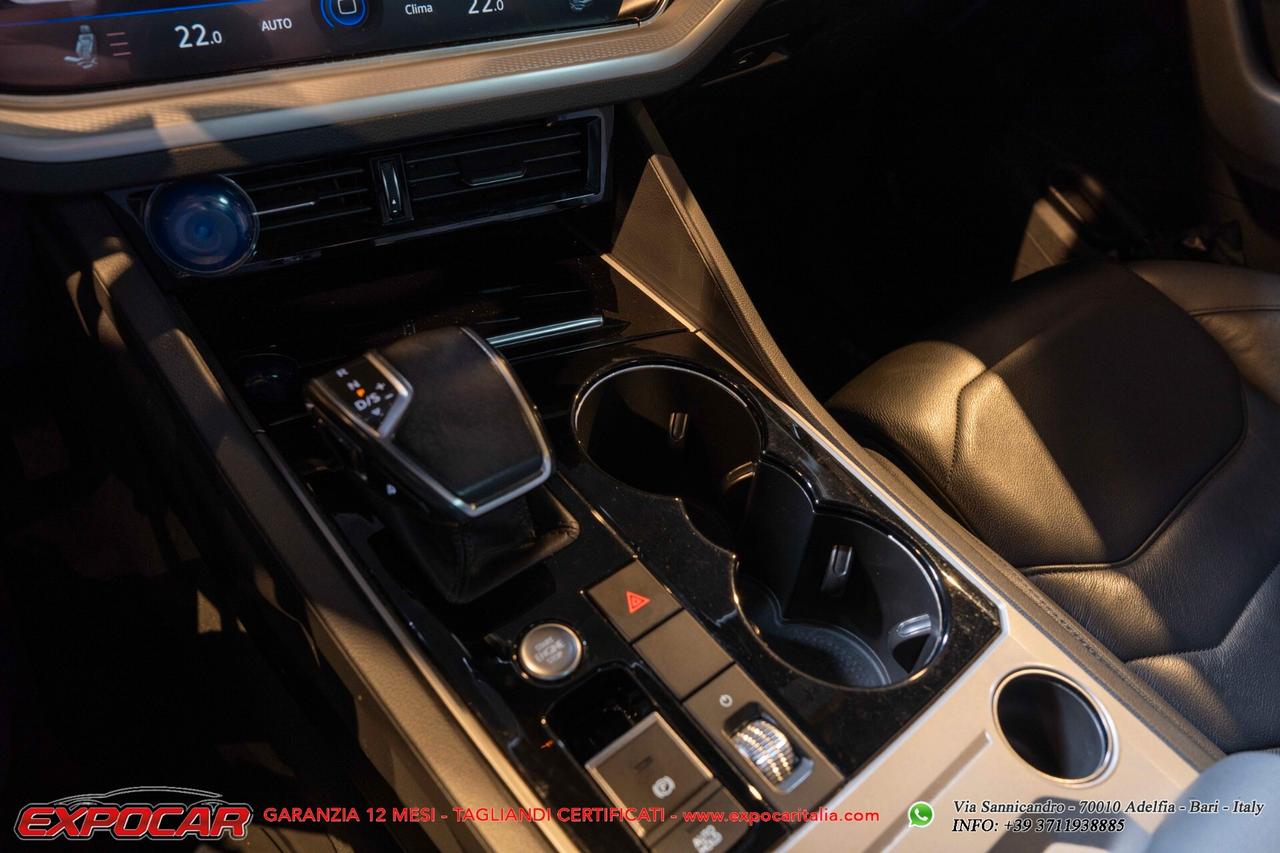 Volkswagen Touareg 3.0 V6 TDI SCR Atmosphere