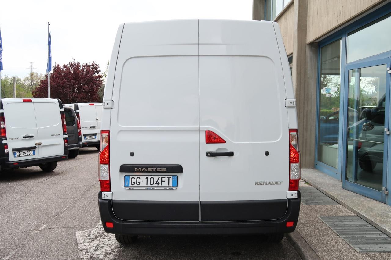 Renault Master 2.3 dCi TA L2 H2 VAN