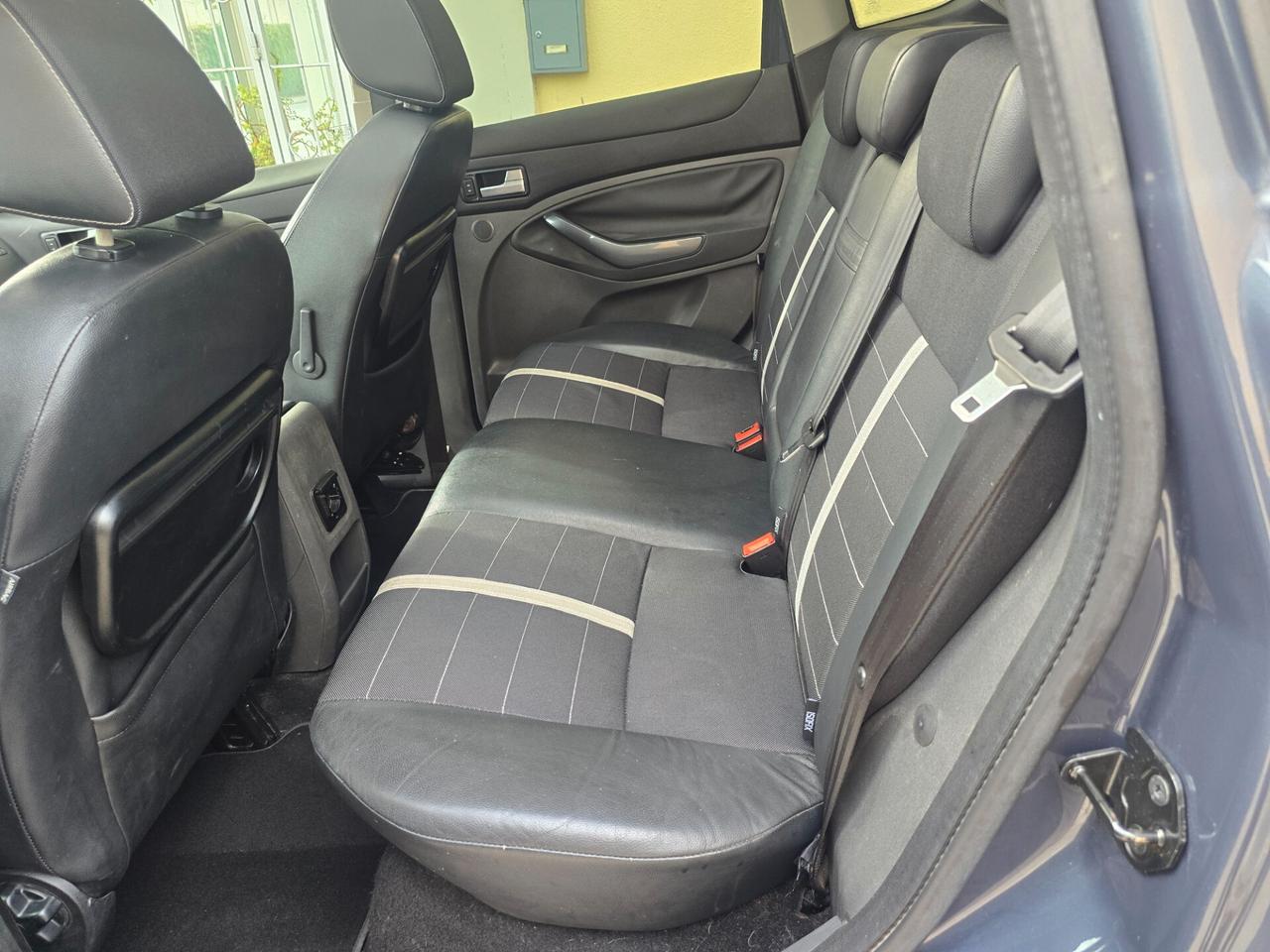 Ford Kuga Kuga+ 2.0 TDCi 140 CV 2WD DPF