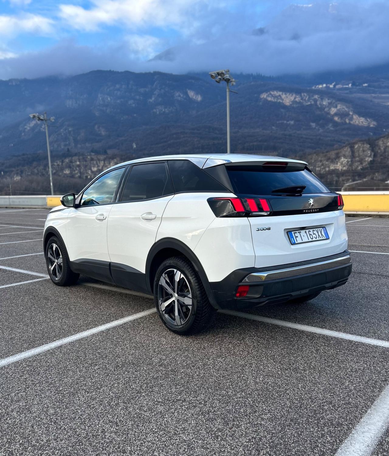 Peugeot 3008 BlueHDi Allure 130cv 2019