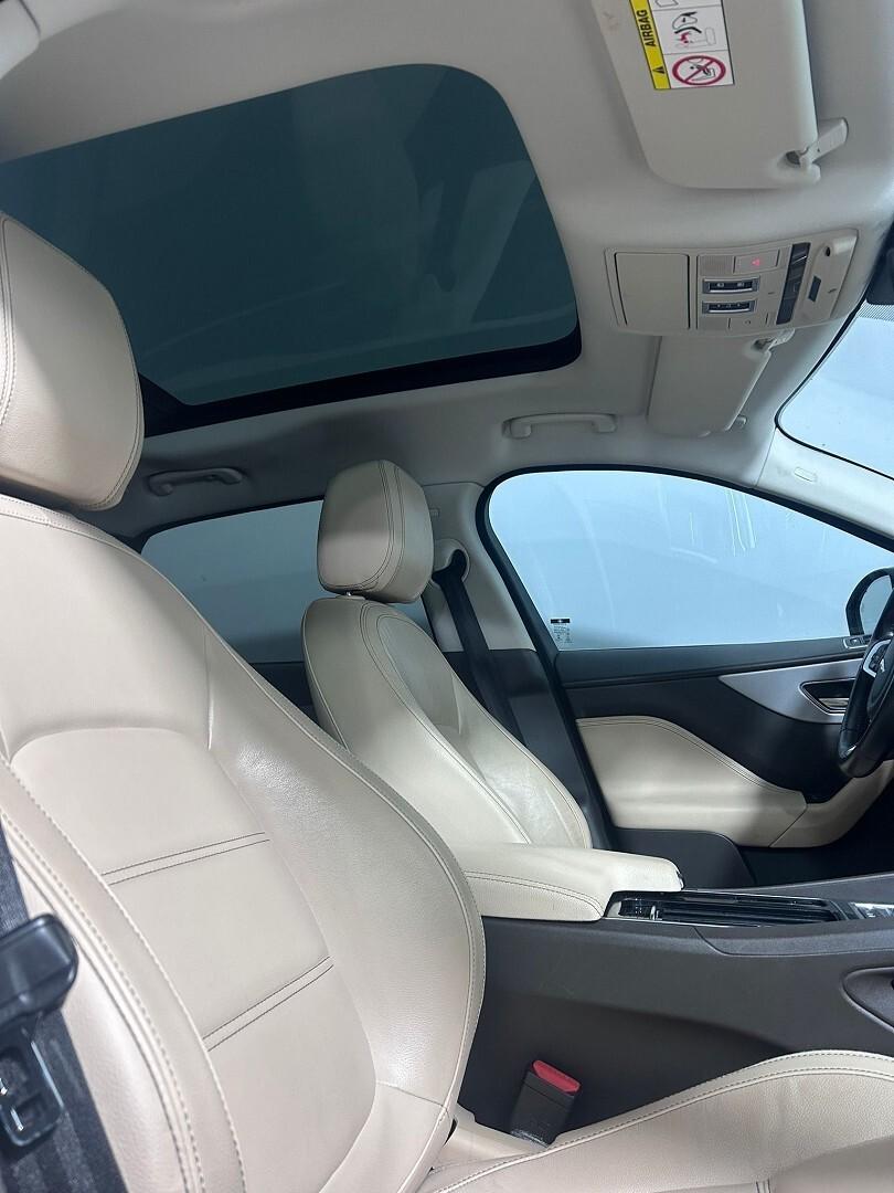 Jaguar F-Pace AWD Prestige