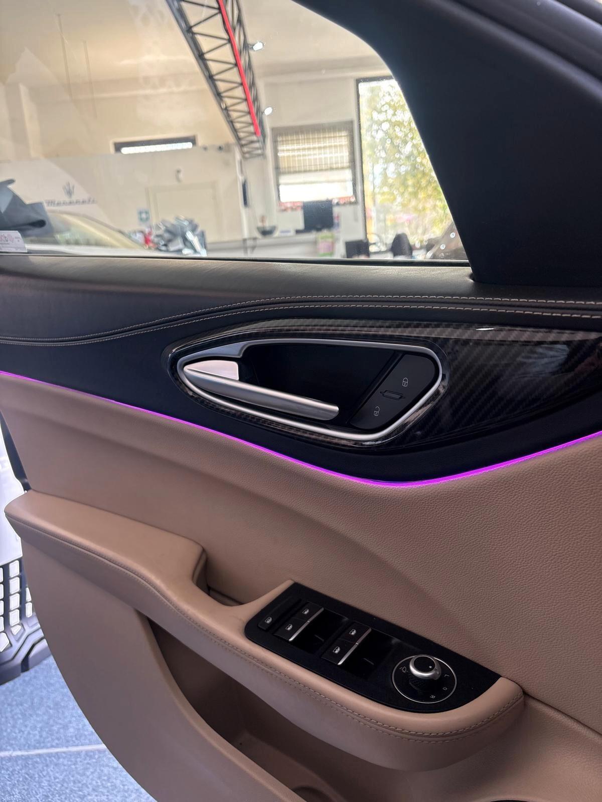 Alfa Romeo Giulia 2.2 Turbodiesel 210 CV AT8 AWD Q4 Veloce