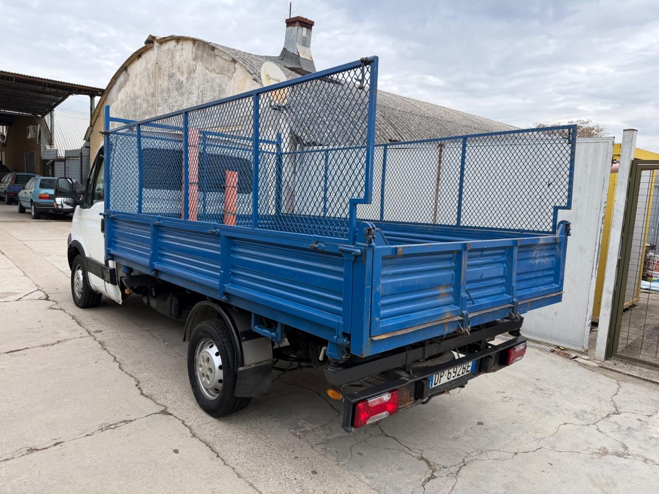 Iveco Daily 2.3 d Ribaltabile Trilaterale - 2008