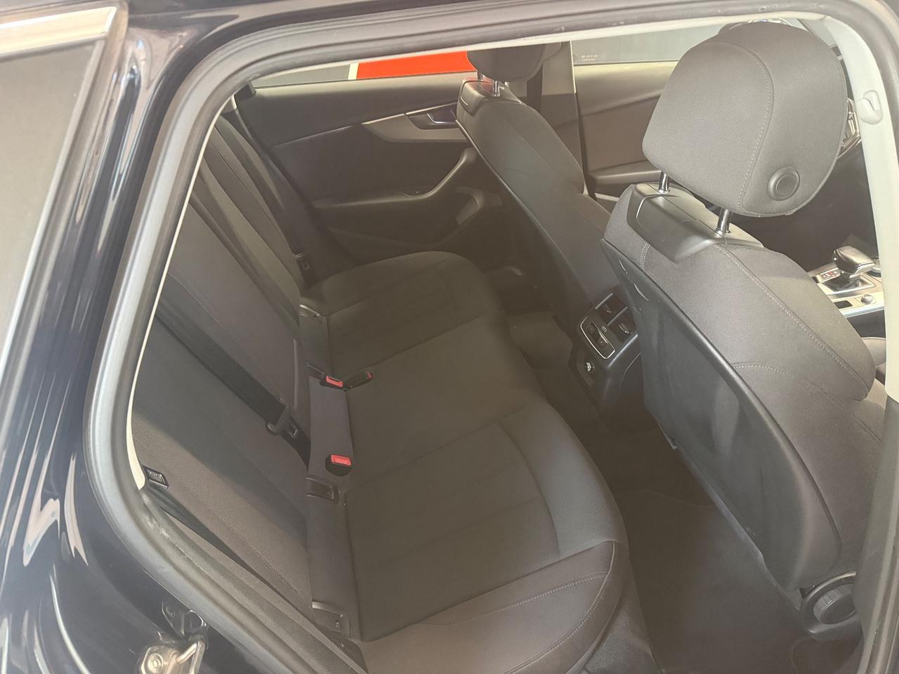 Audi A4 2.0 TDI 190 CV ultra S tronic Business Sport